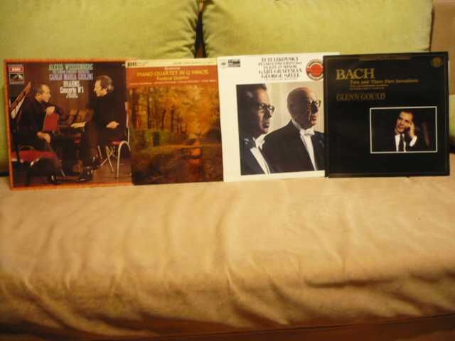 Winyle z klasyką : wybitni pianiści R.Lupu, M.Argerich, G.Gould.