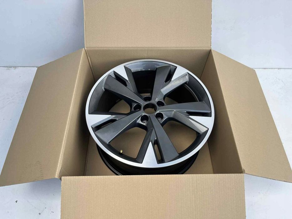 AUDI Q4 E TRON 89A FELGA 9JX20 ET42 5X112