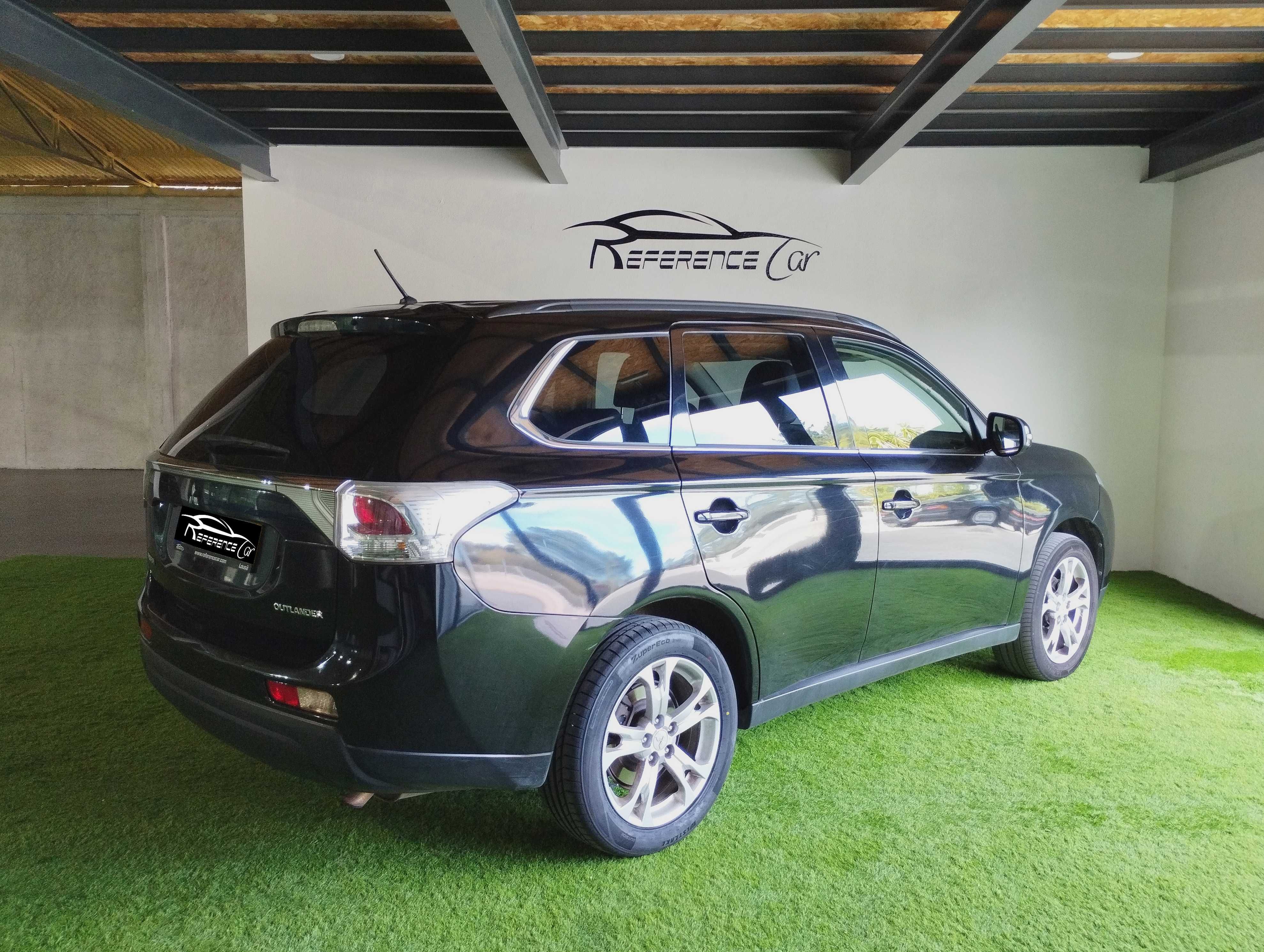 Mitsubishi Outlander 2.2 DI-D Instyle Navi