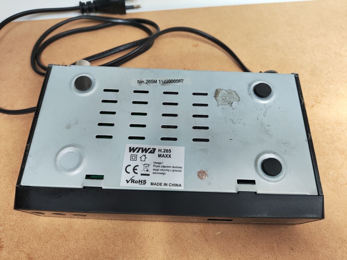 Tuner Dekoder Tv Naziemnej Hd Dvbt-2 H.265 Wifi
91,30 zł
Bezpłatna dos