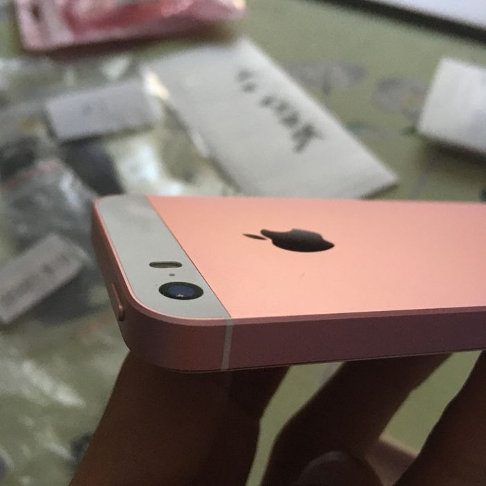 iPhone SE pink 16gb R-sim ідеал