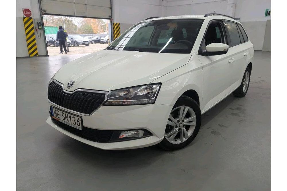 Skoda Fabia Škoda Fabia 1 0 TSI Ambition Plus Ogrz Fotele Salonpl Vat23