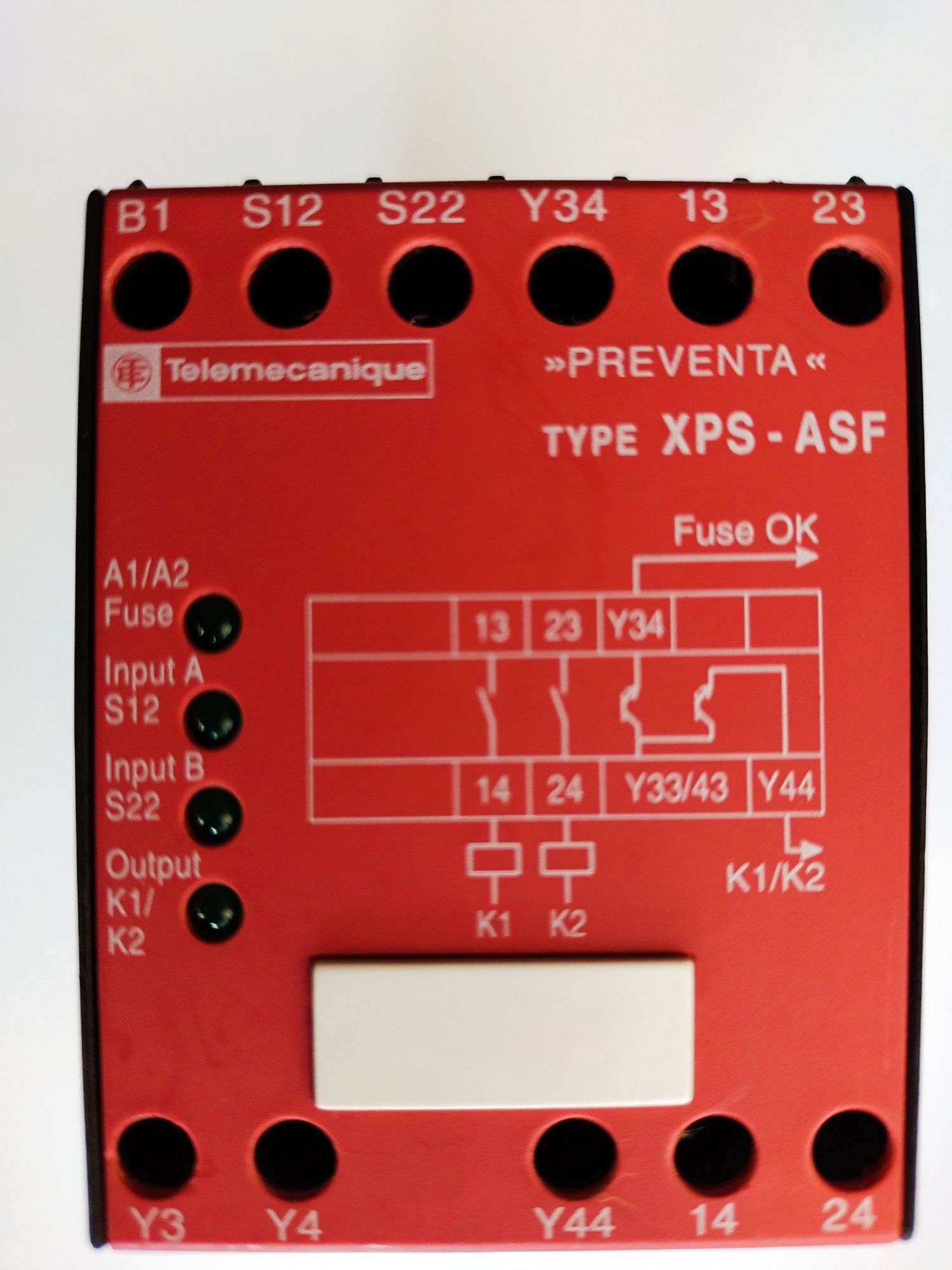 Реле Schneider electric модел XPSASF3442