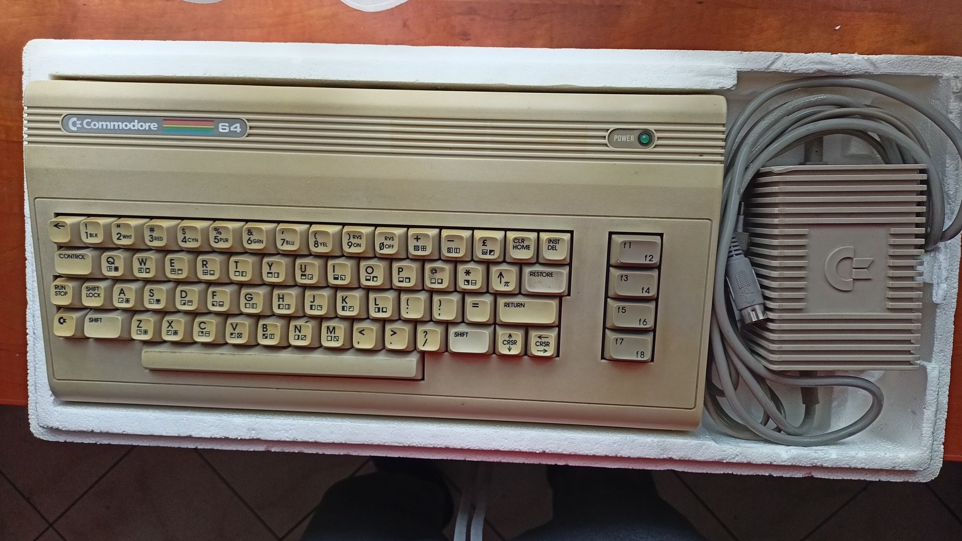 Sprzedam Commodore C64