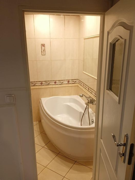 Sprzedam mieszkanie w Kluczborku 83m2 kamienica 1 pięt. ul.Mickiewicza