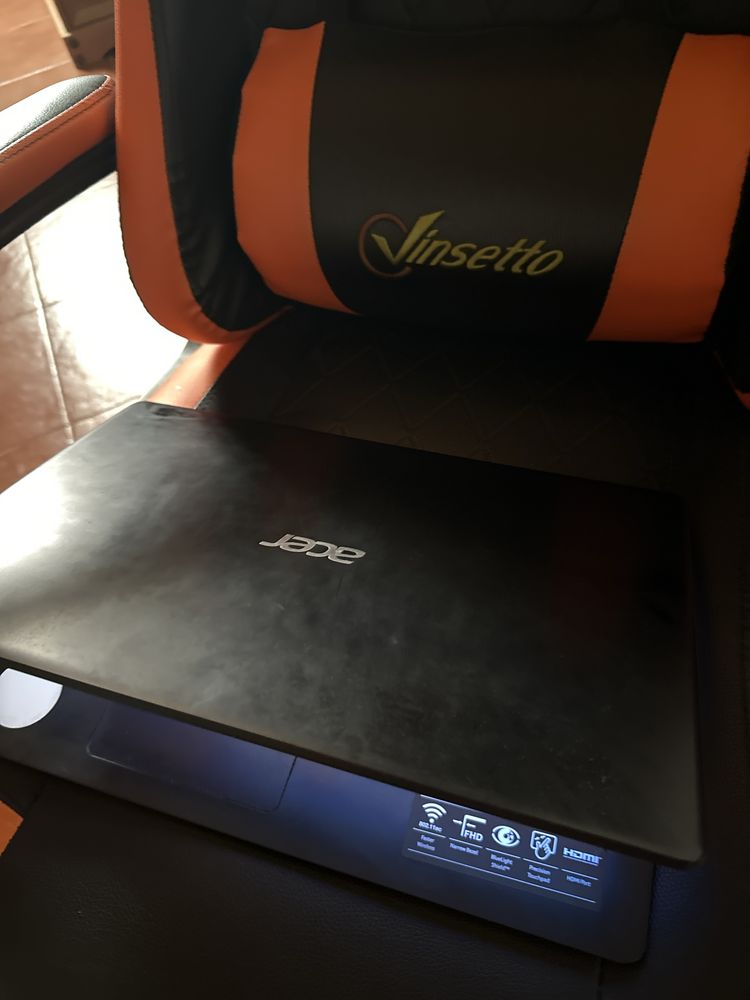 Vendo computador portatil mais mochila Acer