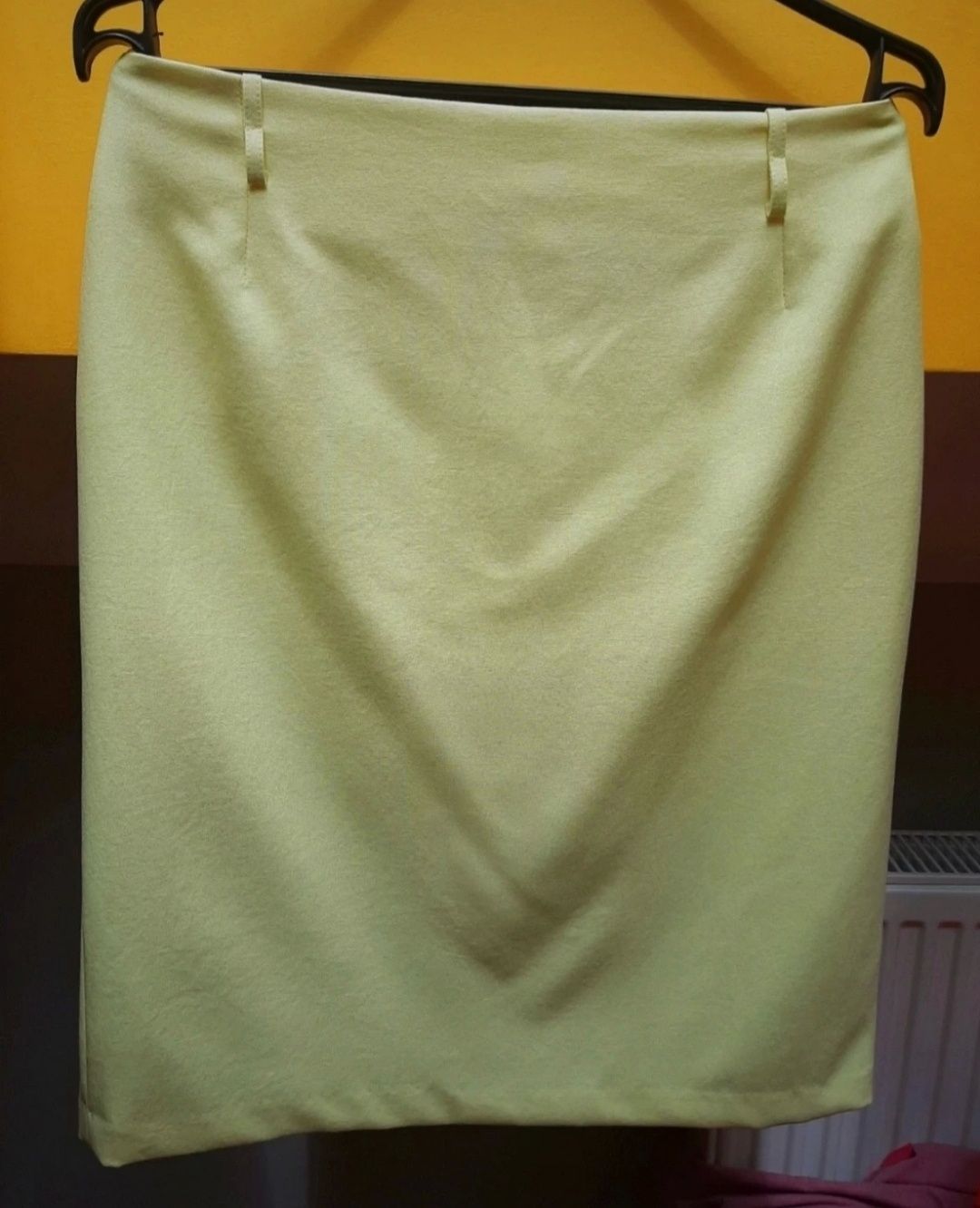 Elegancka żółta, cytrynowa spódnica, ołówkowa, spódniczka do kolan 42