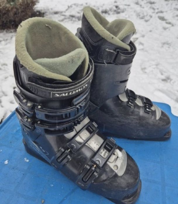 Buty narciarskie Salomon, rozmiar buta 40, długość skorupy 307mm, dług