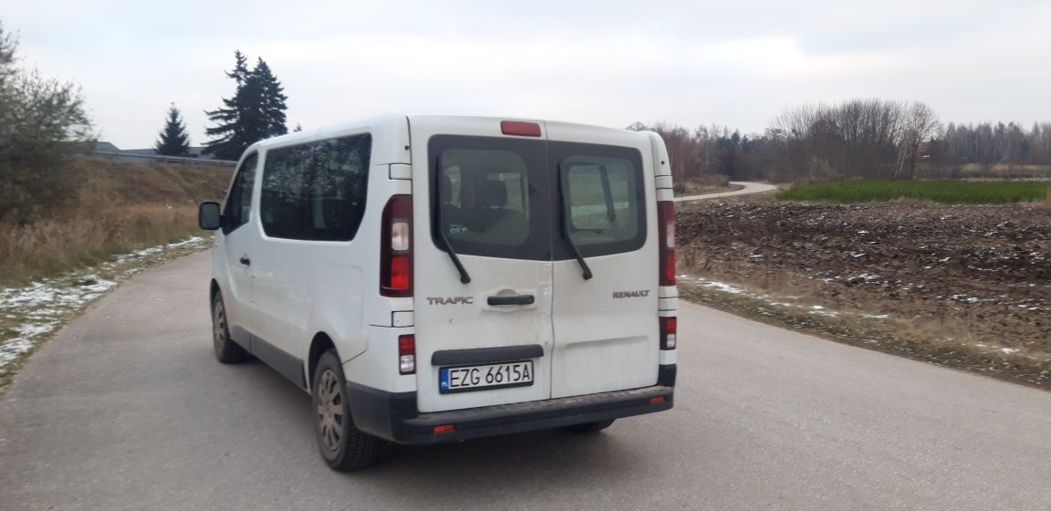 Renault Trafic 2014 rok 9 osobowy Zamiana