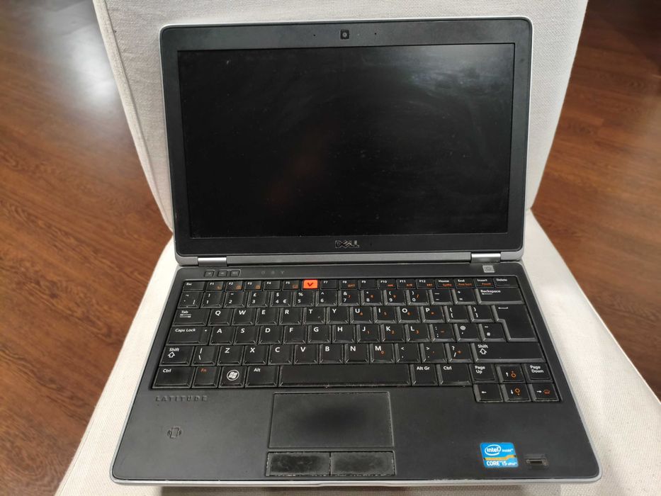 Portatil DELL Latitude E6220 – Core i5 / 8GB / 320GB / Leitor CD