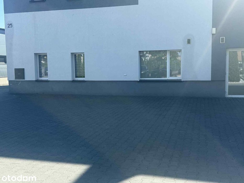 Przestronne biuro 160m² z parkingiem
