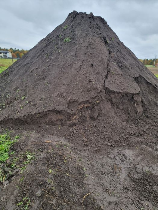 Sprzedam bardzo ładną ziemię humus