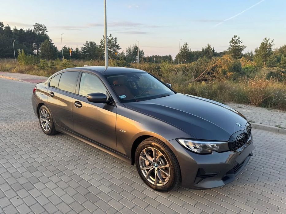 BMW Seria 3 BMW Seria 3 330e Plug-in Hybrid xDrive Sport Line