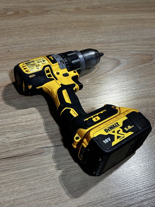 Wkrętarka dewalt 796 bezsczotkowa z bateria