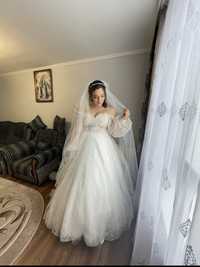 Весільна сукня ivory