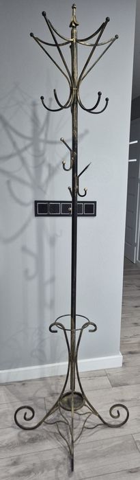 Stojak wieszak na kurtki ubrania