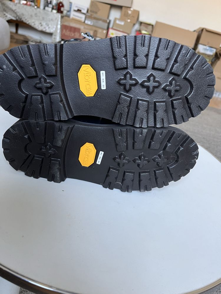 Kalosze hunter rozmiar 36 vibram