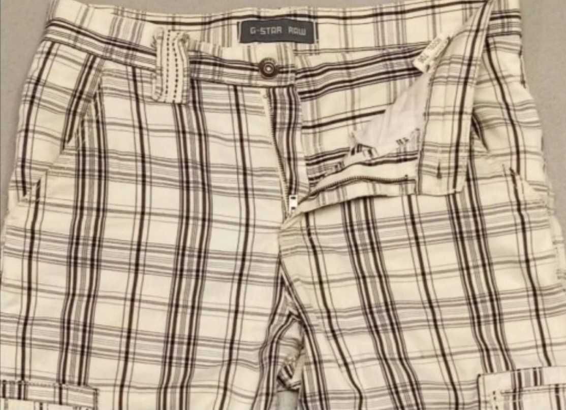 R) G-STAR RAW męskie krótkie spodnie w typie bojówek Roz. S/M