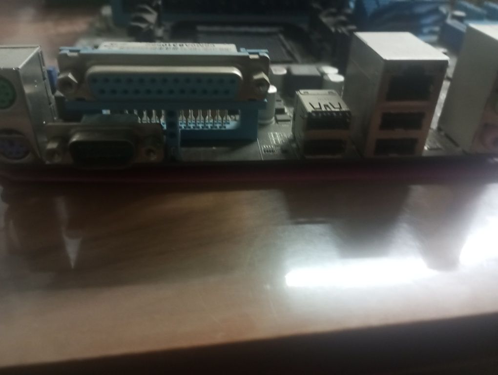 ASUS M7BL S-AM3+(з CPU Amd FX 4400)
