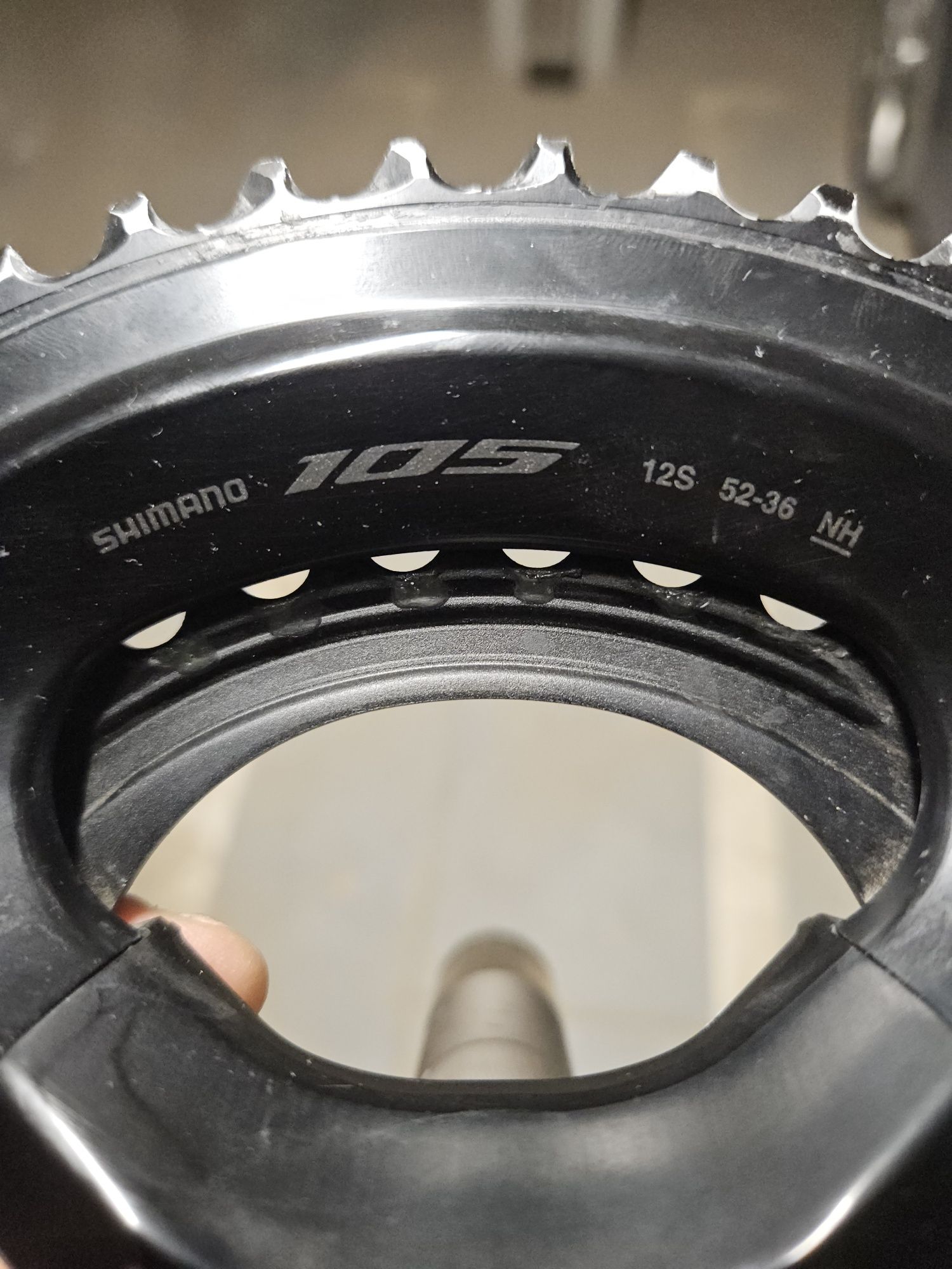 Korba 105 R7100 12 rz. 172,5 mm, blaty 52-36