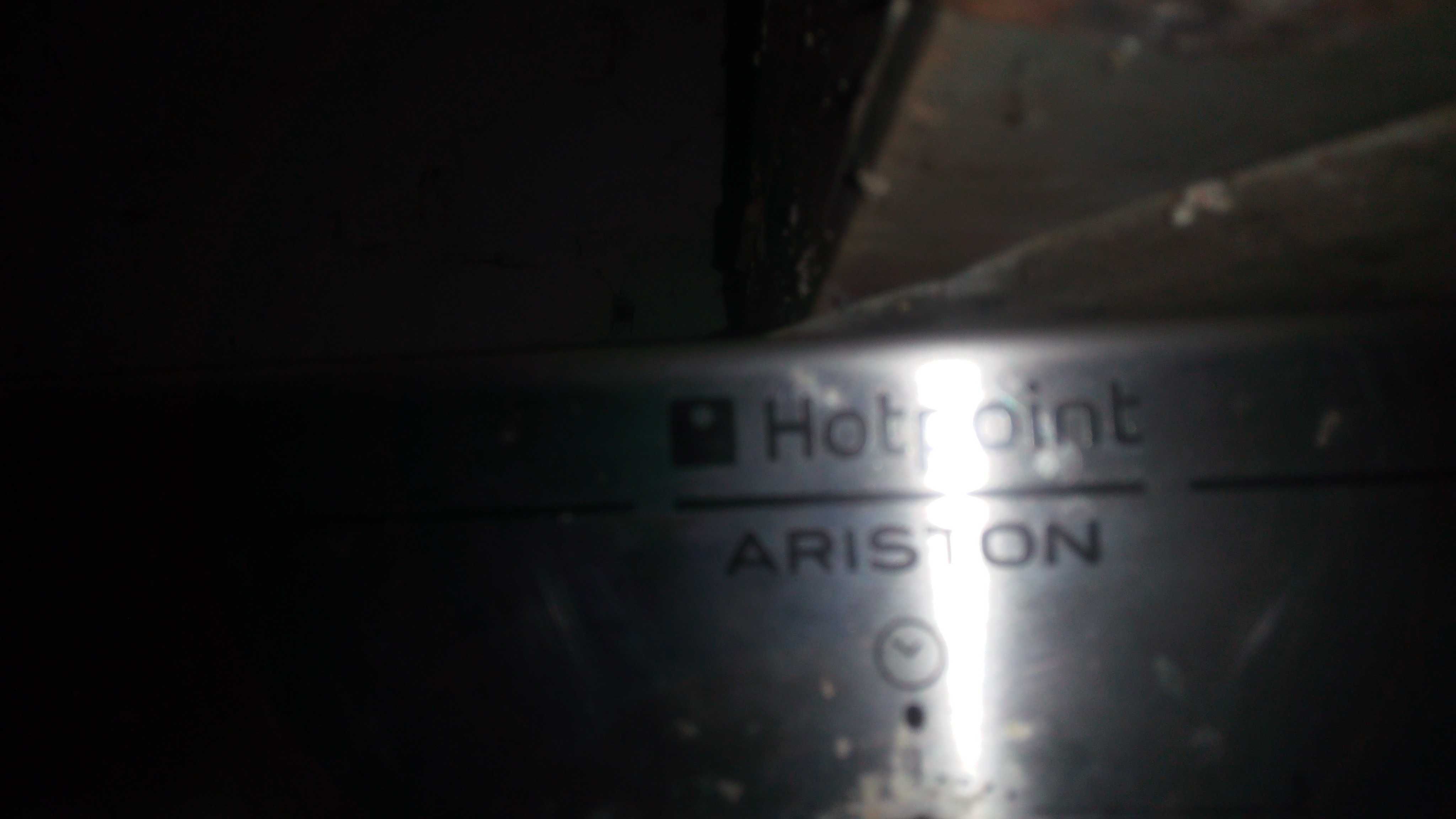 На запчасти  Духовой шкаф Hotpoint‑Ariston CISFB 21.2...