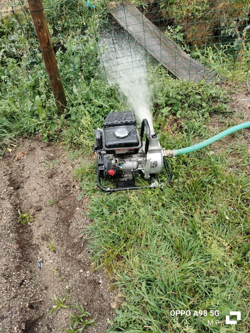 Moto bomba gasolina