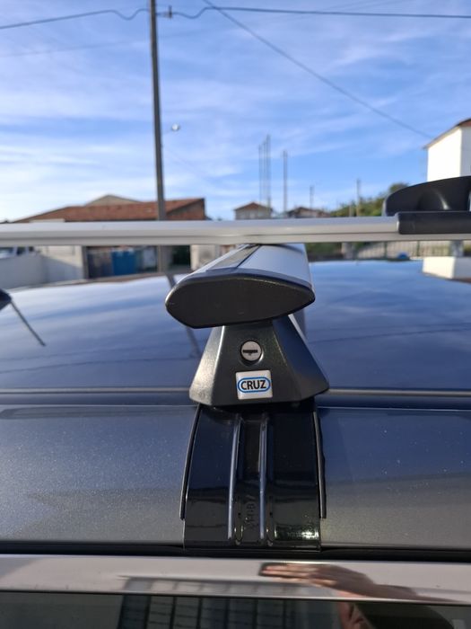 Barras de tejadilho cruz airo + suporte de bicicleta thule