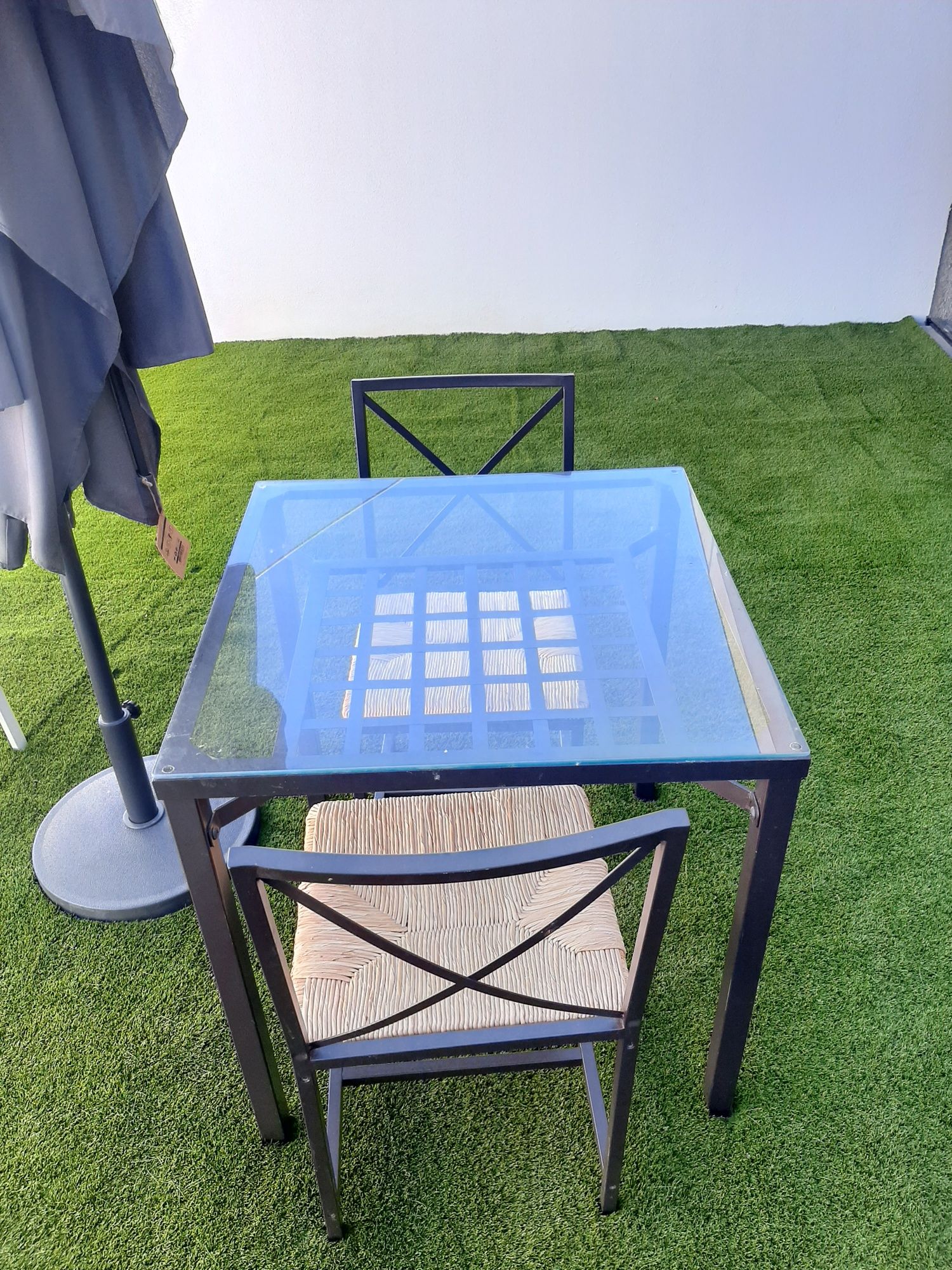 Mesa de vidro - Ikea