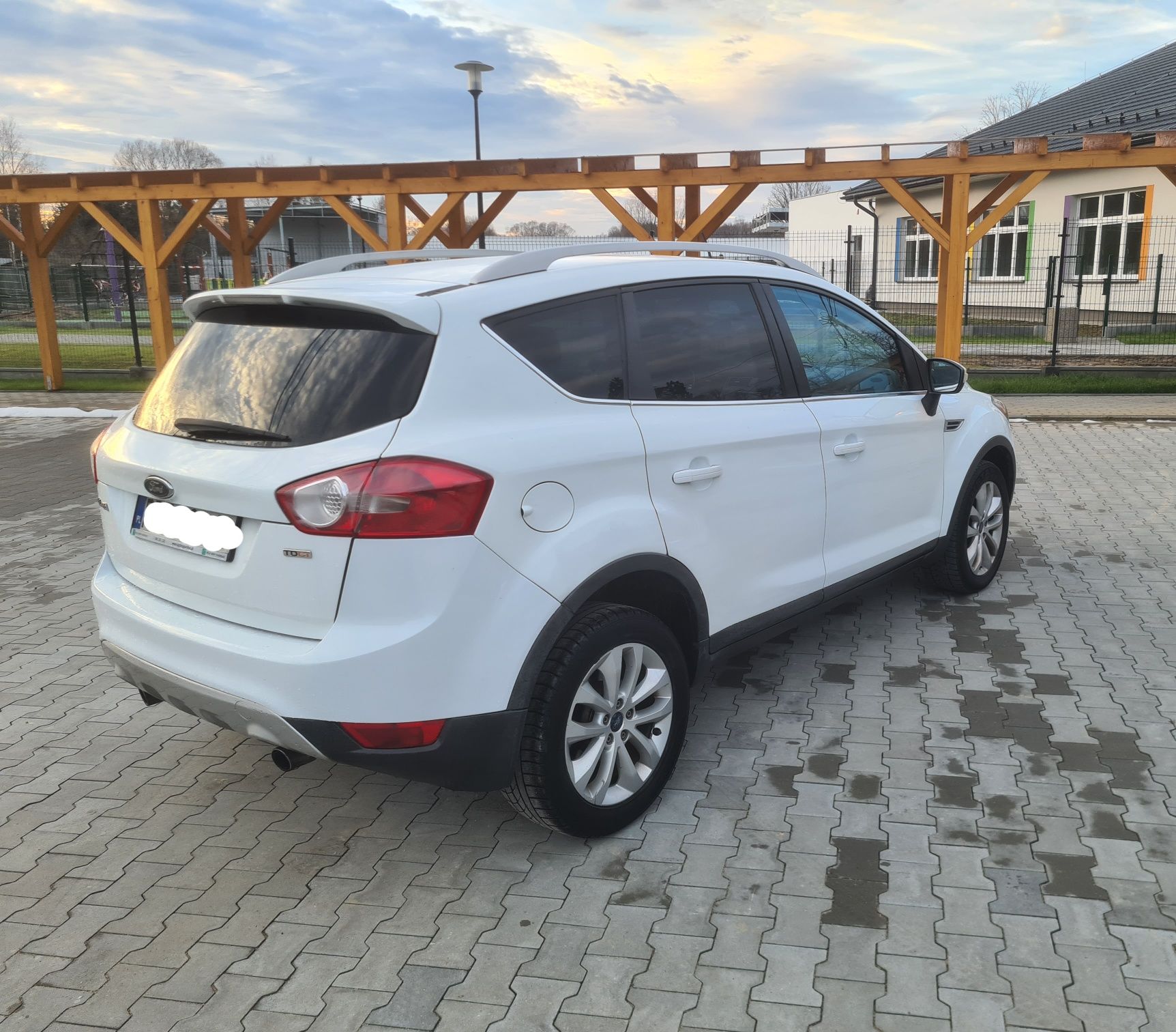 Ford Kuga 2008r. *Navi *Skóra *Grzane Fotele *Alu 17