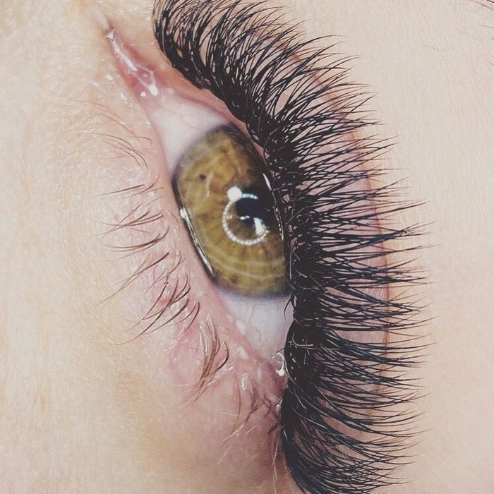 Нарощування вій, ламінування