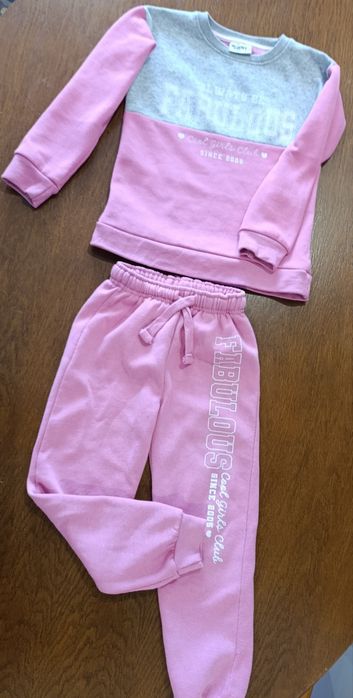 Теплий костюм для дівчинки 5 років