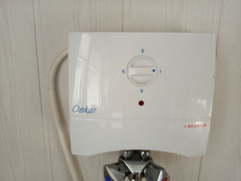 Podgrzewacz przepływowy wody BIAWAR OSKAR OP-5U