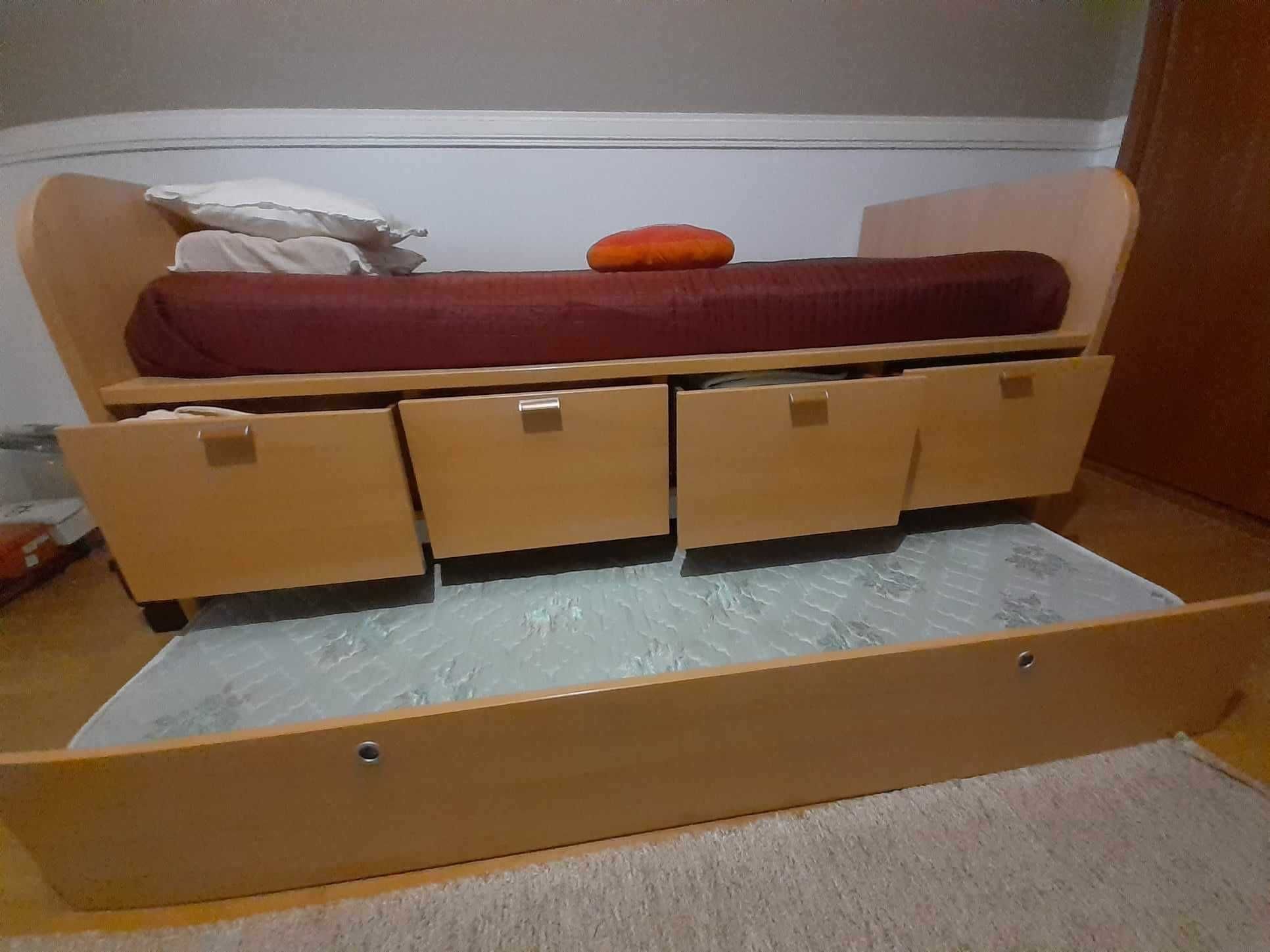 Mobília de quarto de criança com muita arrumação