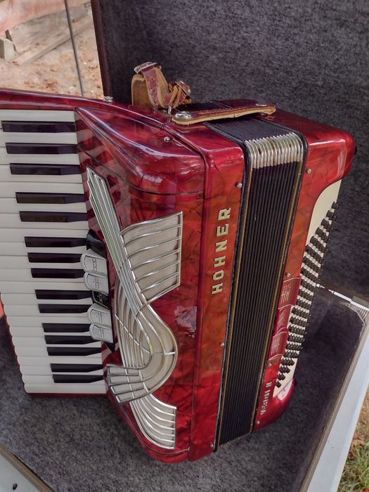 Akordeon HOHNER VERDI 2 96 BAS.super,techn i wizualny strojny+FUTERAL