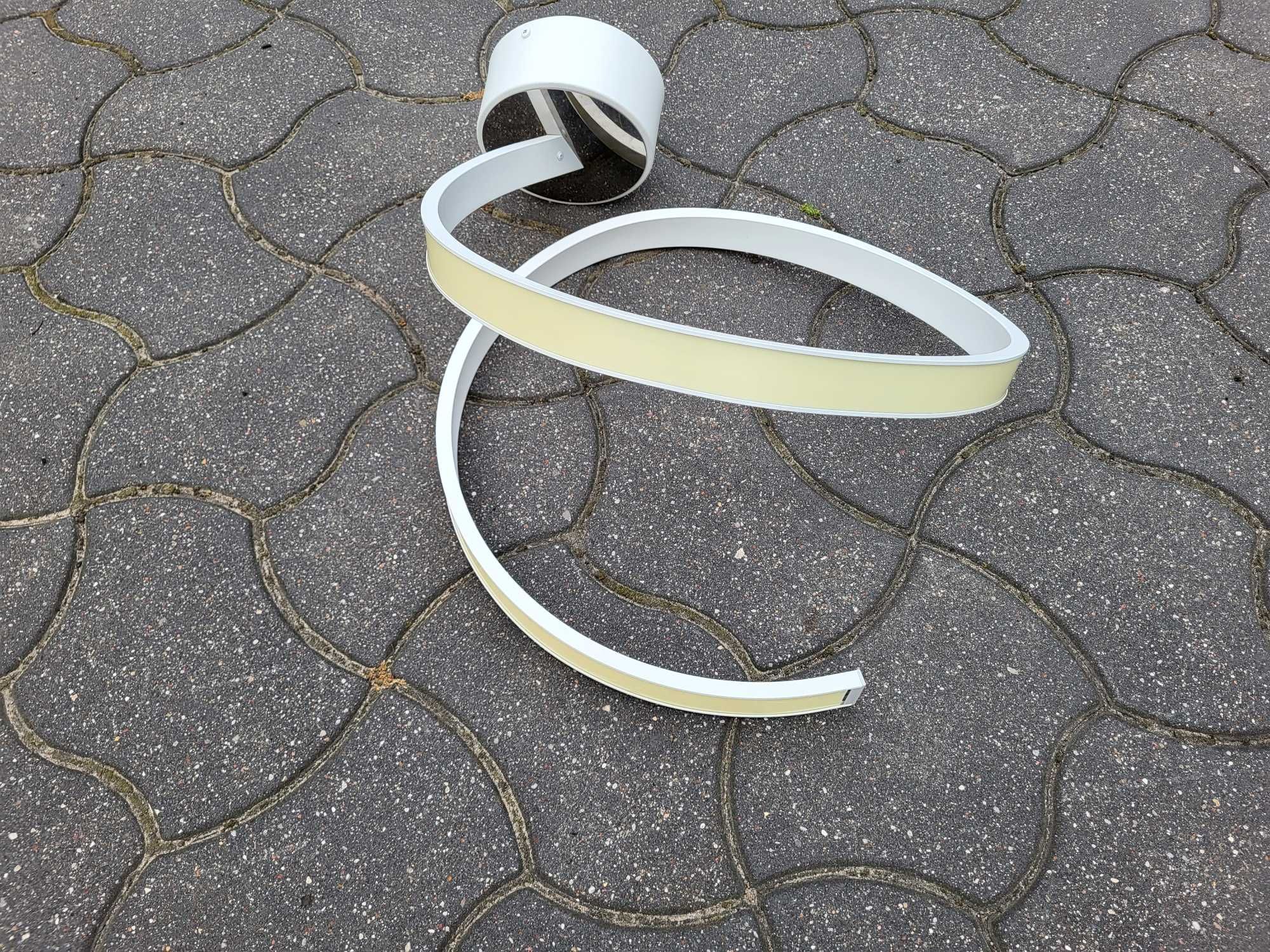 Lampa sufitowa dekoracyjnie zakręcona LED 20W 3000K