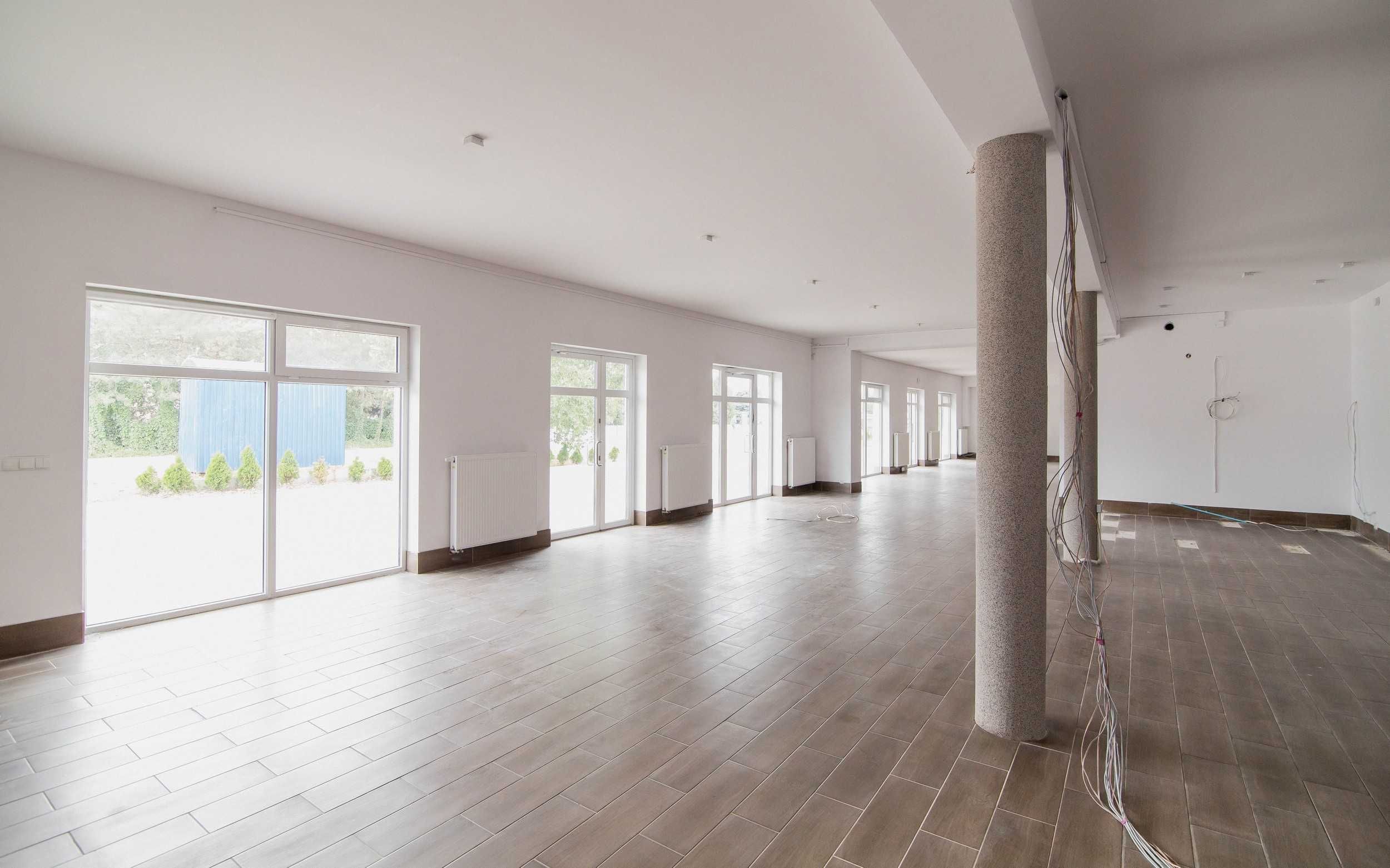 130 m², Umiejscowienie: w domu prywatnym,
Parter, Dostępny od zaraz