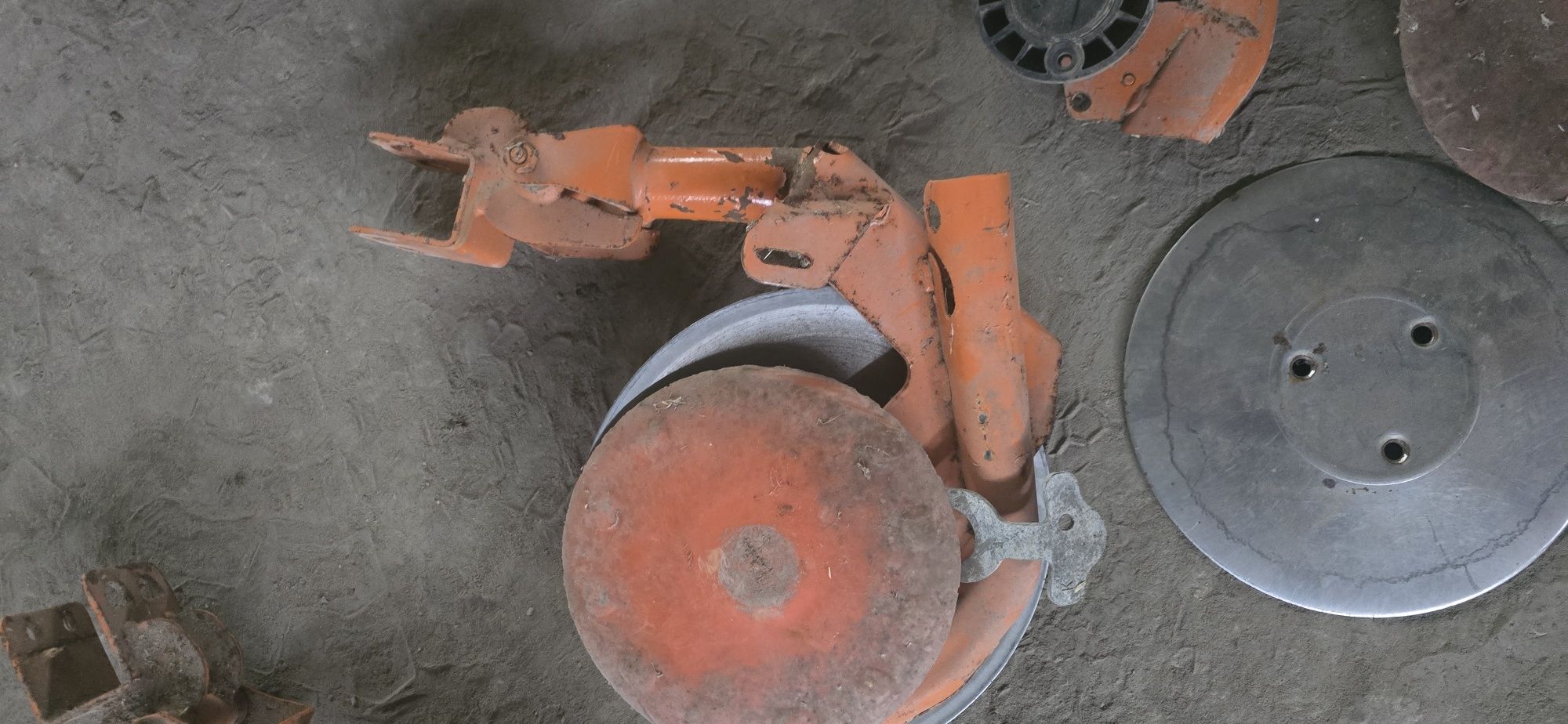 Sprzedam redlica talerzowa rotec amazone ad .302.303