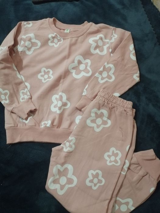 Костюм для дівчинки