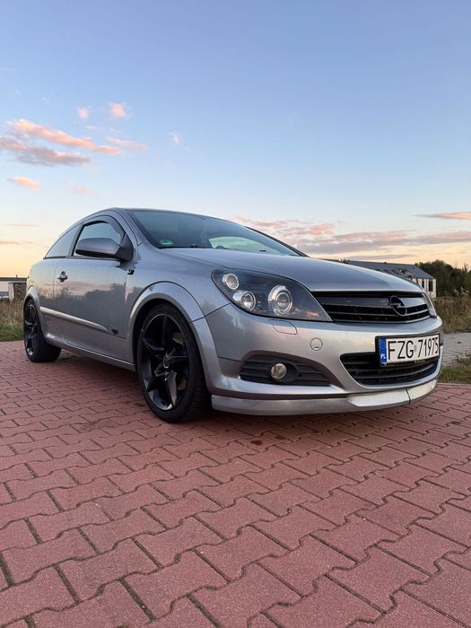 Opel Astra Sprzedam astre H 2.0 turbo doinwestowana