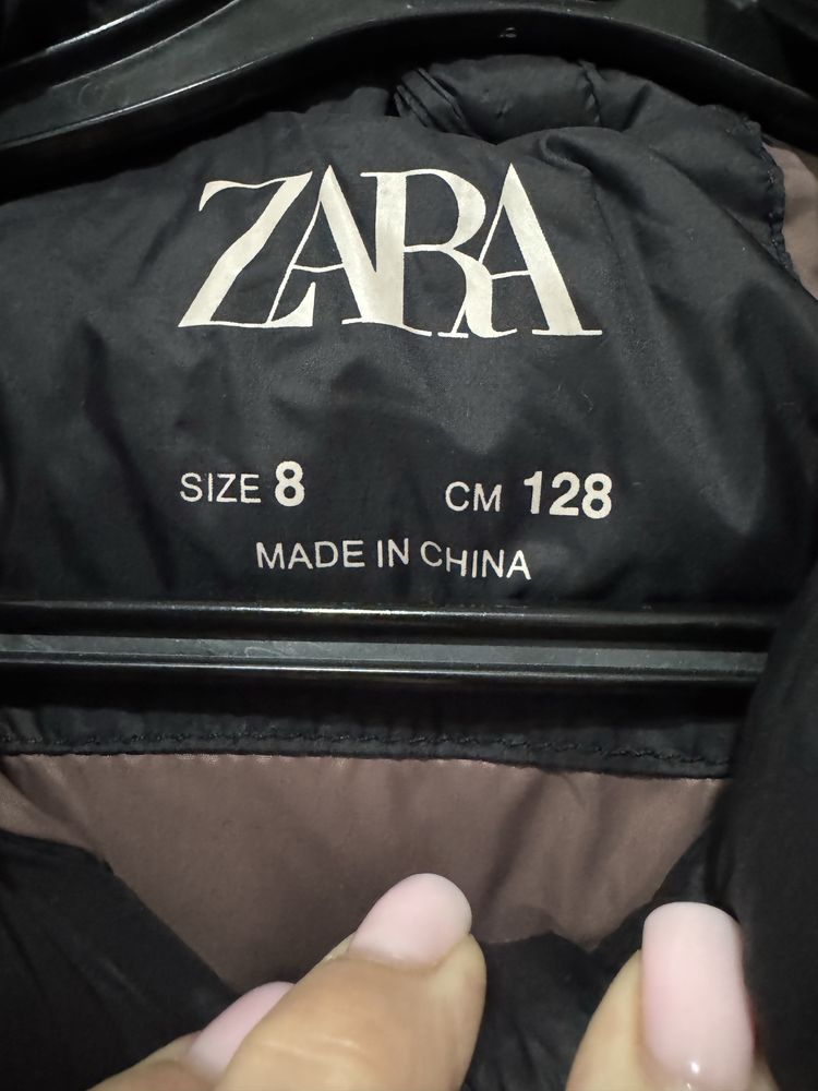 ZARA пуховик на девочку 128см,7-8 лет