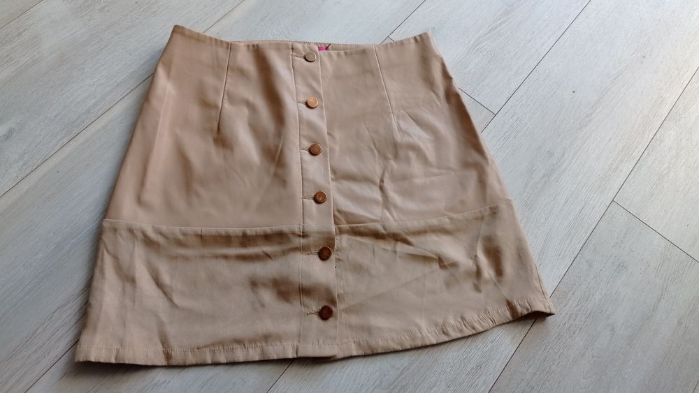 Стильна спідниця з екошкіри  р.40-42