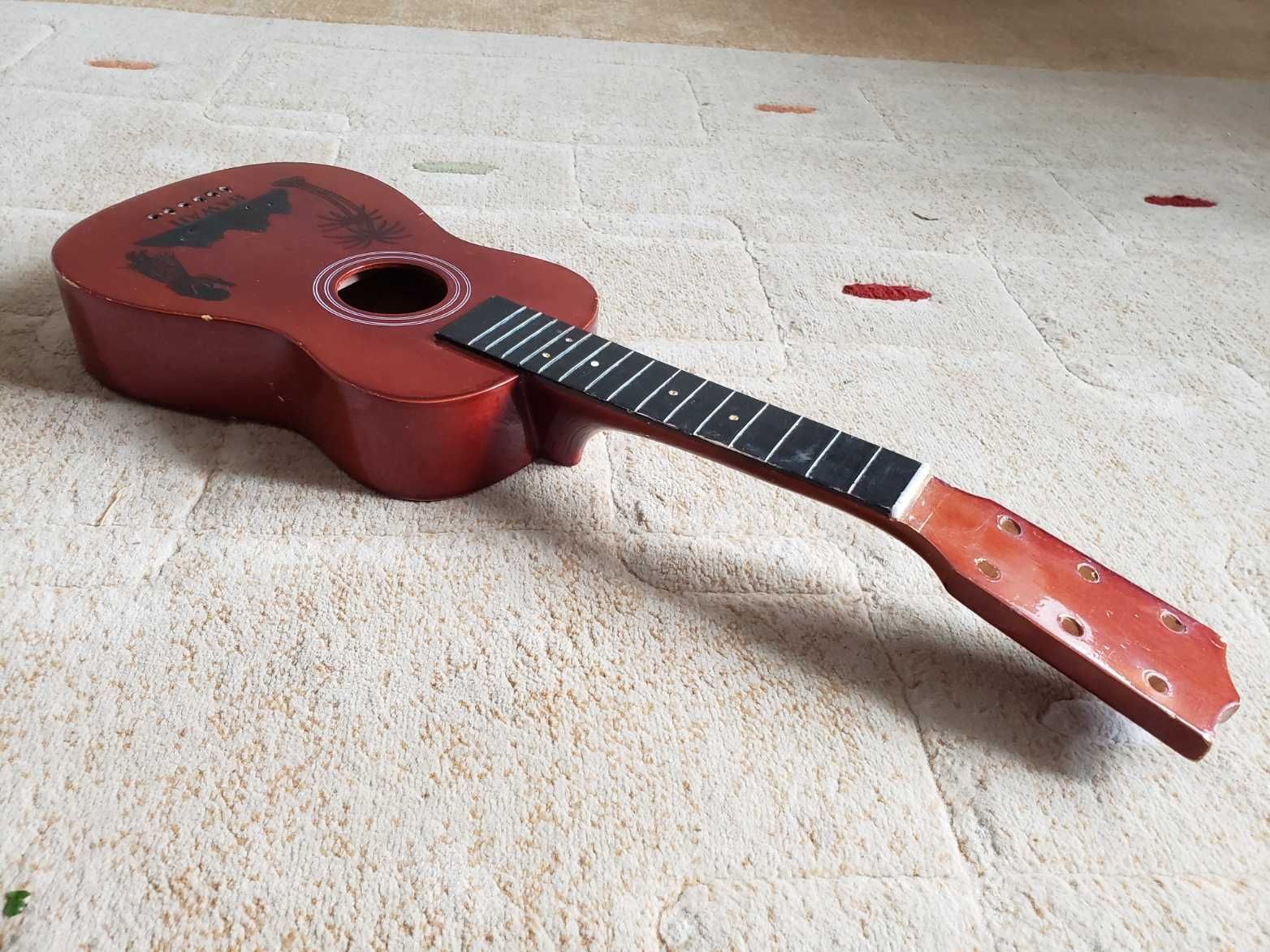 укулеле маленькi гітари виготовленi в 1960-70-х роках, проекти
