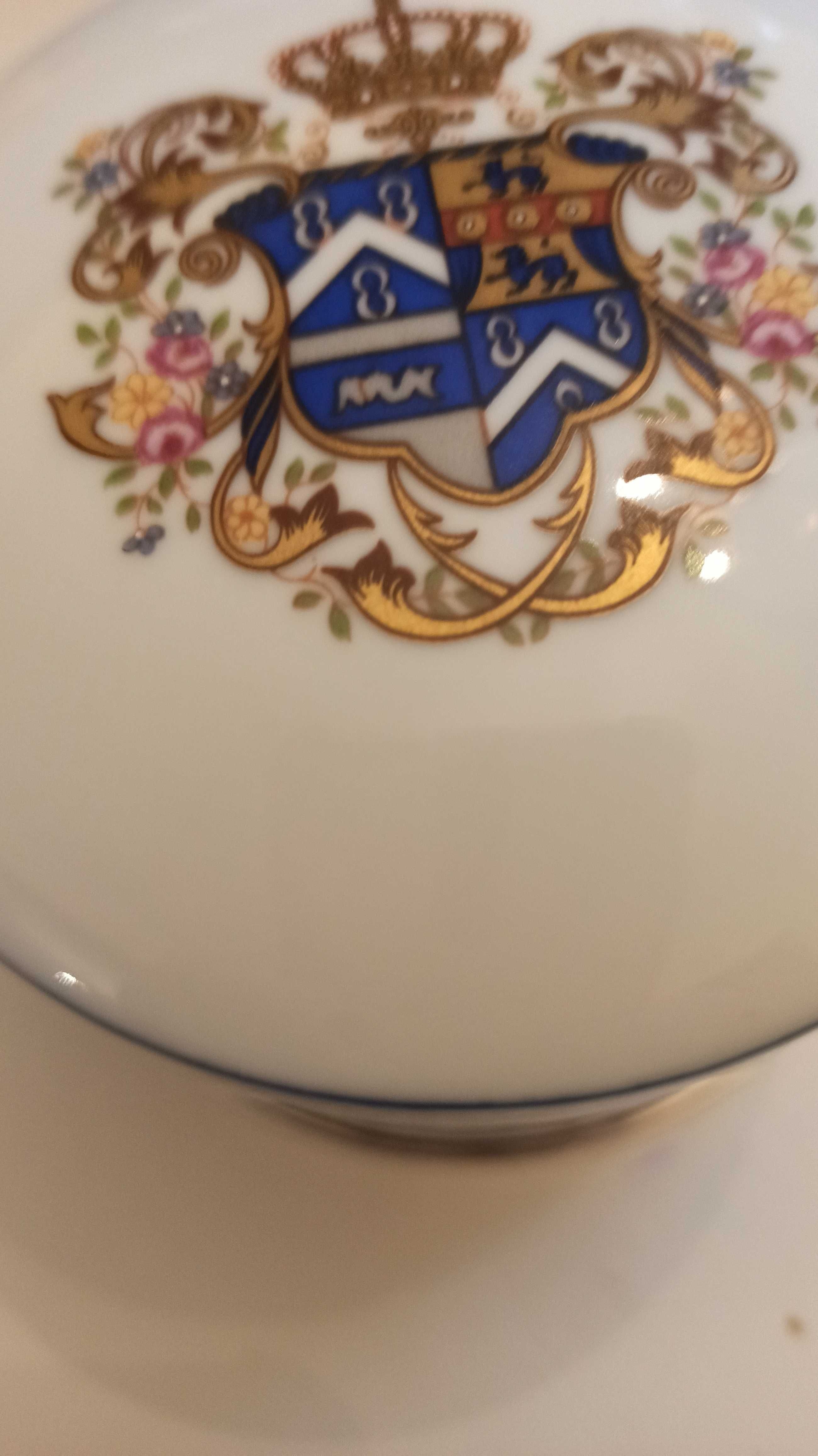 caixa em porcelana Neoclássica