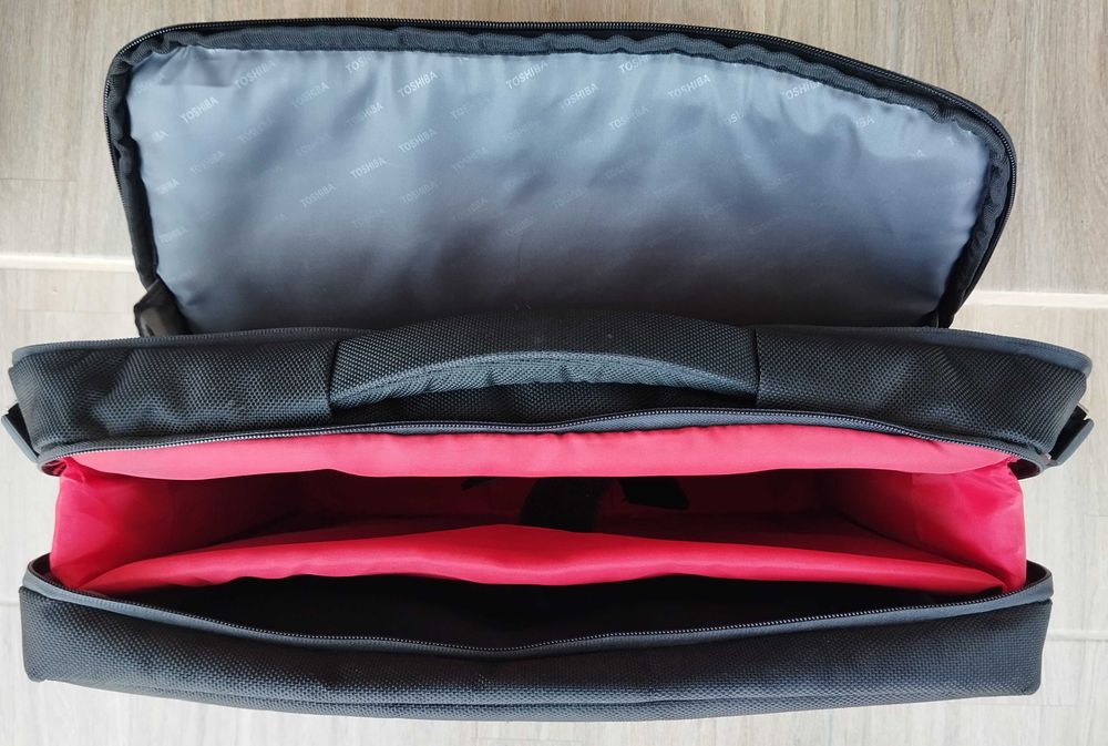 Сумка для ноутбука Toshiba 15.4"