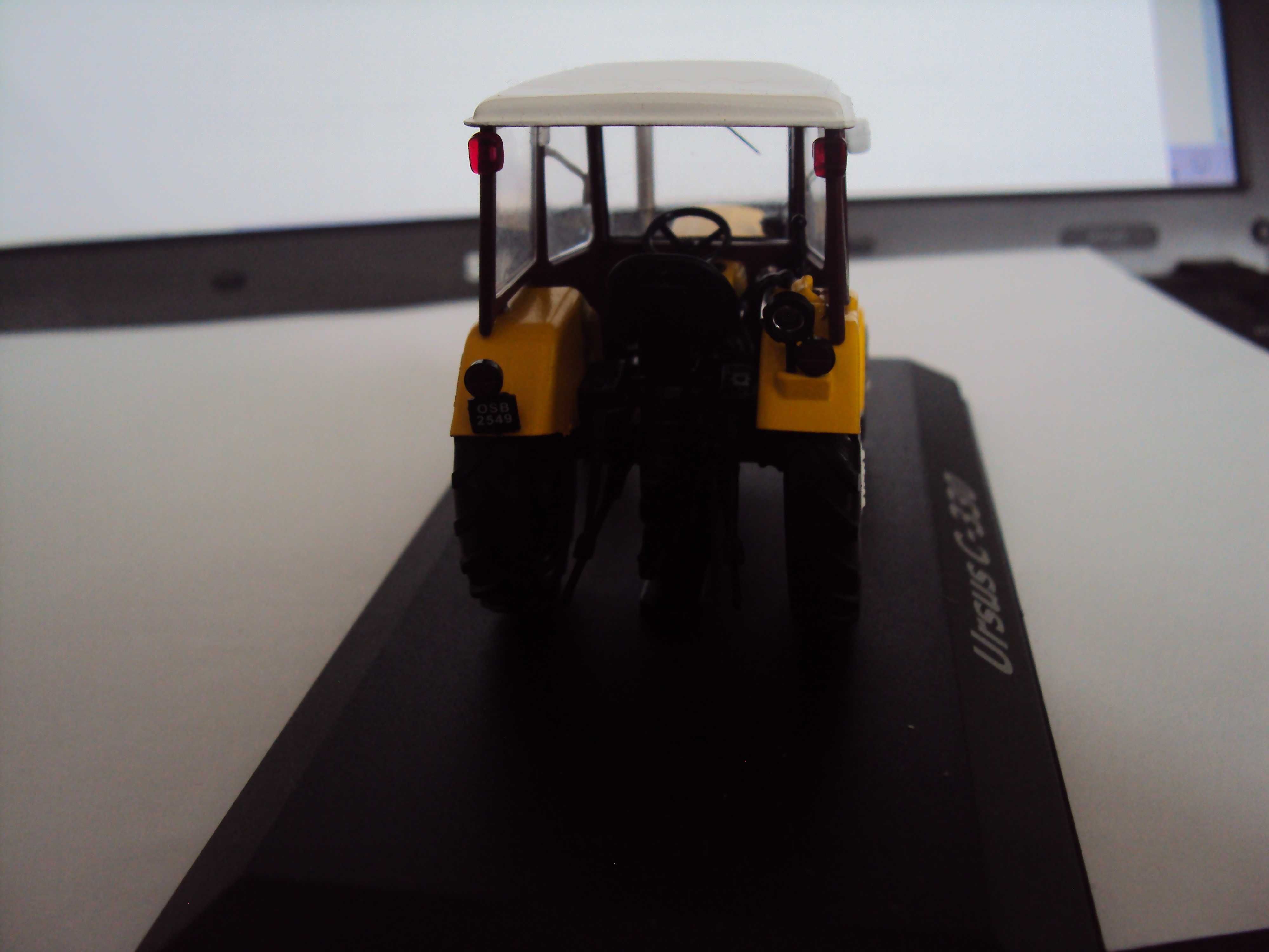 model traktor ursus C -330 konwersja skala 1/43 ixo z przesyłką