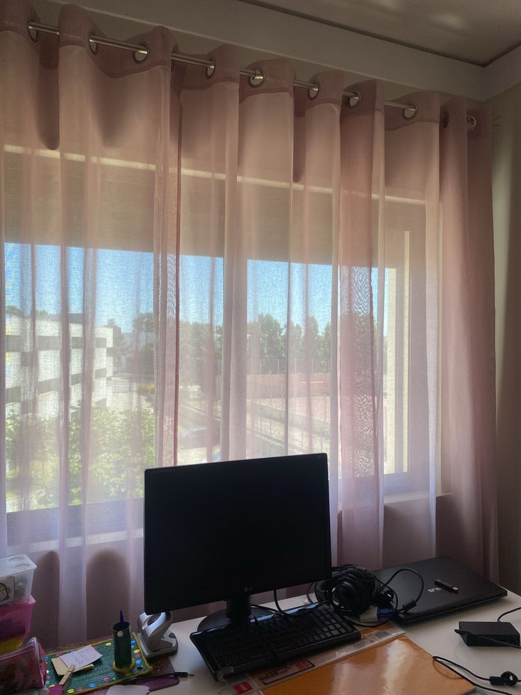 2 conjuntos de 2 cortinados cada um - rosa bebe