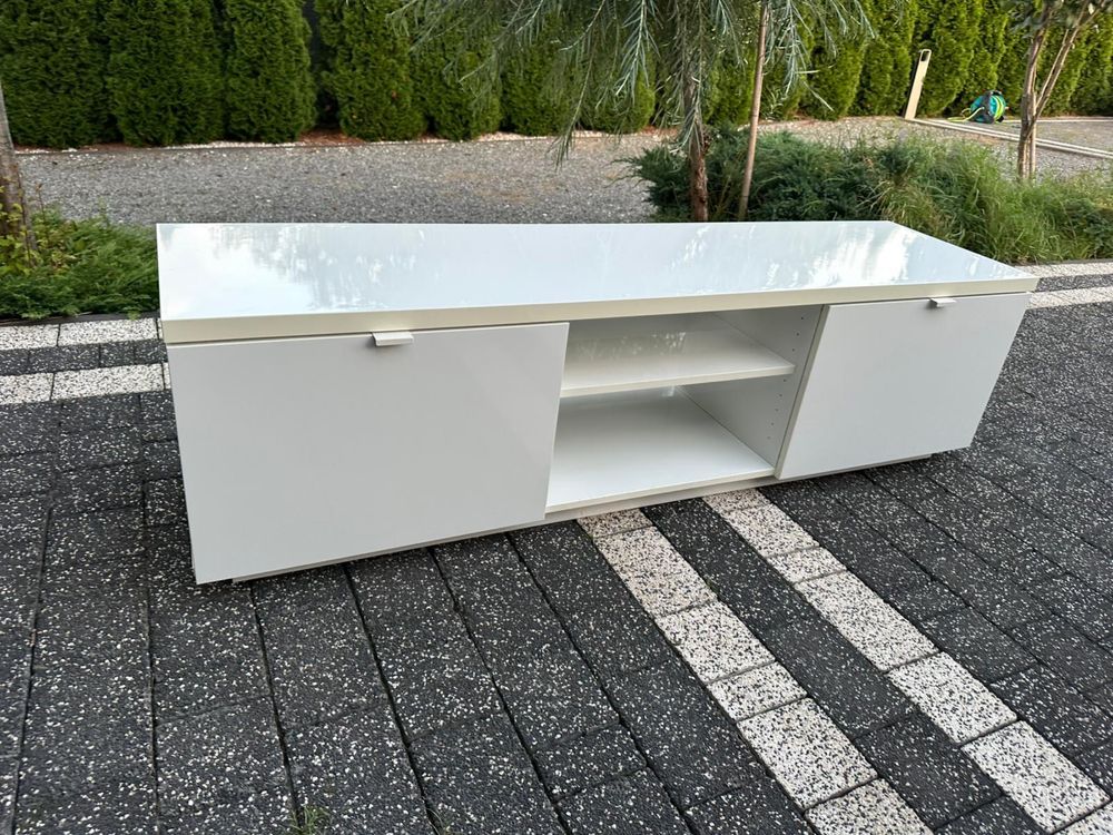 Szafka pod telewizor Ikea BYAS