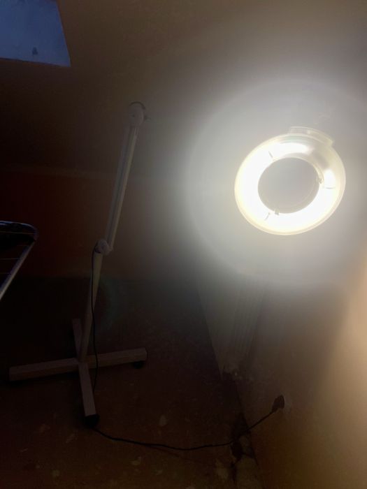 Lampa lupa kosmetyczna