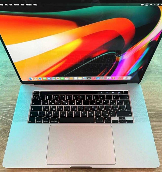 MacBook Pro 16" (2021) i7/16GB/512GB відмінний стан