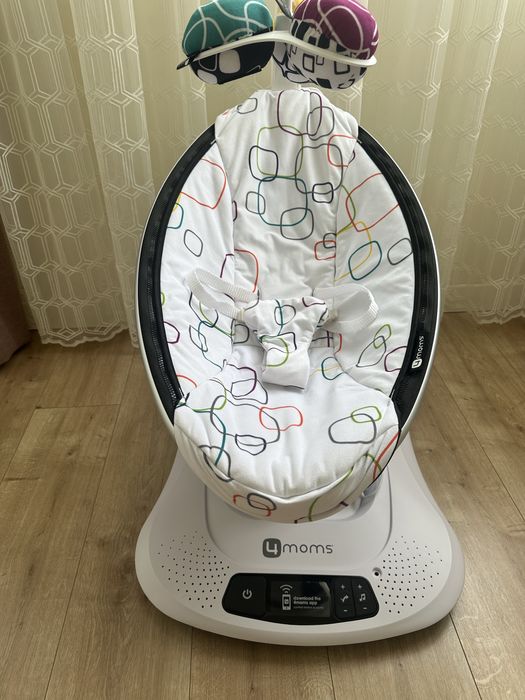 Крісло-гойдалка 4MOMS